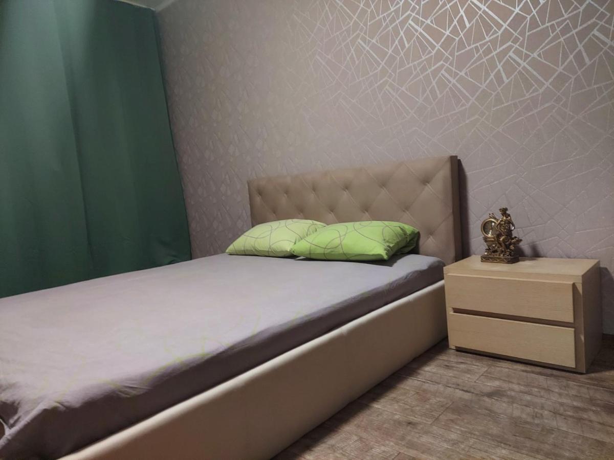 Apartment Sports Palace Просторная Квартира Рядом Дворец Спорта Charkov Exteriér fotografie